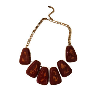 Chunky statement necklace